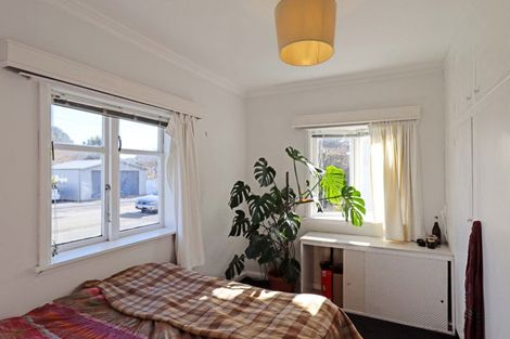 Photo of property in 23 Glamis Avenue, Strathmore Park, Wellington, 6022