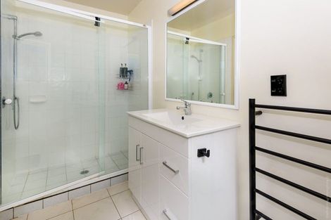 Photo of property in 56 Beach Road, North New Brighton, Christchurch, 8083