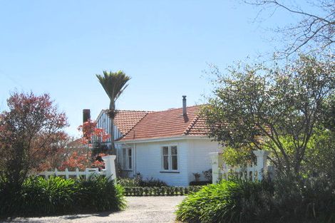 Photo of property in 35 Kopanga Road, Havelock North, 4130