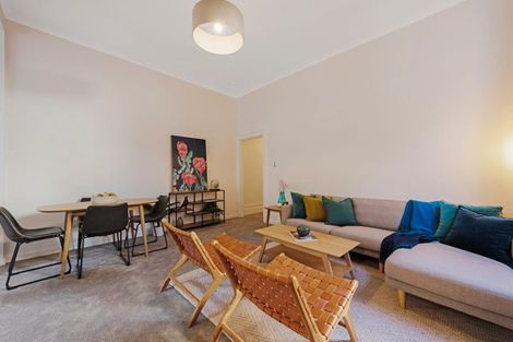 Photo of property in 84 Tinakori Road, Thorndon, Wellington, 6011