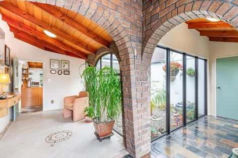 Photo of property in 5 Clearwater Cove, West Harbour, Auckland, 0618