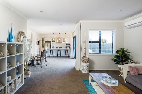 Photo of property in 54 Norfolk Drive, Cambridge, 3434