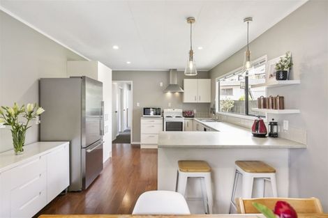 Photo of property in 22 Spargo Road, Massey, Auckland, 0614