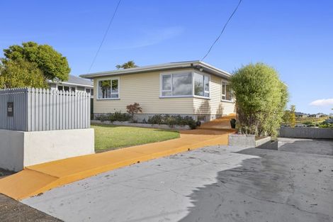 Photo of property in 468 Carrington Street, Upper Vogeltown, New Plymouth, 4310