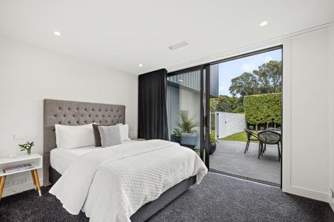 Photo of property in 7 Wrybill Way, Point Wells, 0986