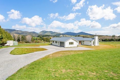 Photo of property in 319 Marchant Road, Kaitoke, Upper Hutt, 5018