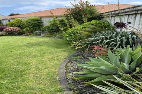 Photo of property in 18 Gilligan Close, College Estate, Whanganui, 4500