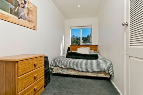 Photo of property in 79 Hadfield Street, Beach Haven, Auckland, 0626