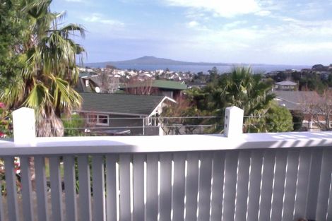 Photo of property in 61 Parr Terrace, Castor Bay, Auckland, 0620