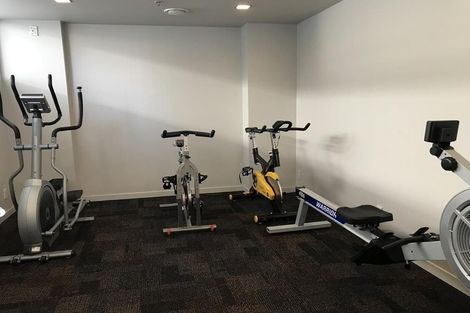 Photo of property in Montreaux Apartments, 8h/164 The Terrace, Wellington Central, Wellington, 6011