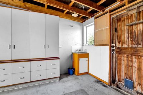 Photo of property in 2 Hills Road, Tongaporutu, Urenui, 4378