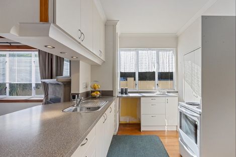 Photo of property in 11 Hyderabad Road, Marewa, Napier, 4110