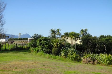 Photo of property in 37 Ocean View Rise, Ruakaka, 0116