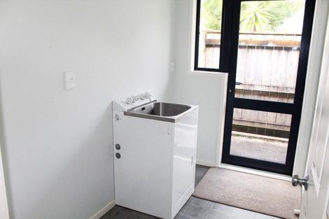 Photo of property in 68 Ruapehu Drive, Fitzherbert, Palmerston North, 4410