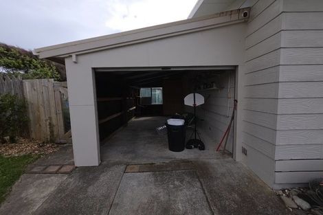 Photo of property in 5 Simcox Street, Otaki Beach, Otaki, 5512