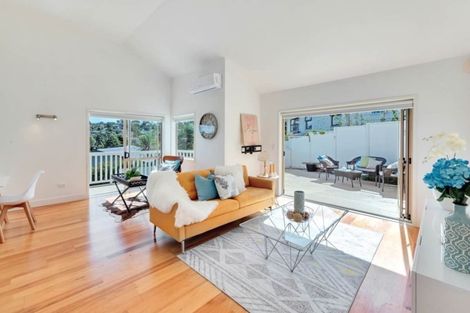 Photo of property in 2/89 Monarch Avenue, Hillcrest, Auckland, 0627