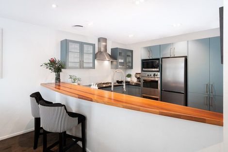 Photo of property in 28a Punjab Street, Khandallah, Wellington, 6035