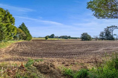 Photo of property in 40 Rona Road, Brixton, Waitara, 4382