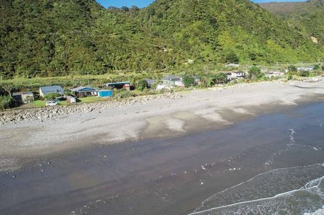 Photo of property in 158 Torea Street, Granity, 7823