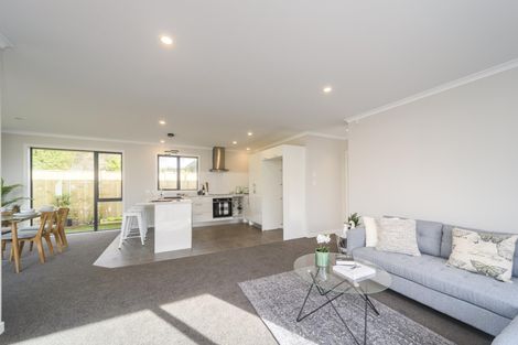 Photo of property in 18 Raglan Avenue, Cloverlea, Palmerston North, 4412