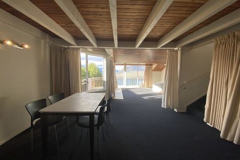 Photo of property in 7a Von Place, Fernhill, Queenstown, 9300