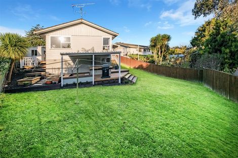 Photo of property in 28 Mawney Road, Henderson, Auckland, 0610