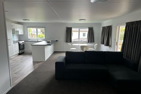 Photo of property in 140 Cook Street, Cockle Bay, Auckland, 2014