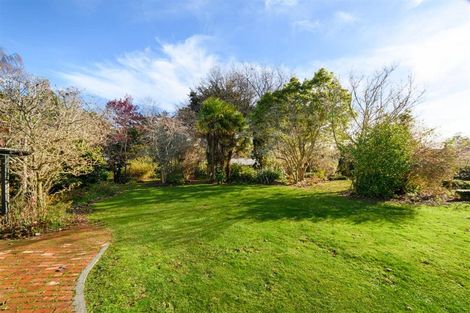 Photo of property in 18 Skerman Street, Marton, 4710