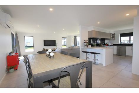 Photo of property in 2 Caproni Road, Burleigh, Blenheim, 7201