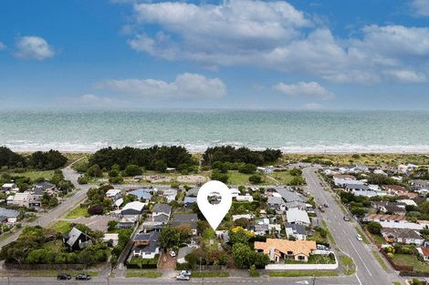 Photo of property in 4 Aston Drive, Waimairi Beach, Christchurch, 8083