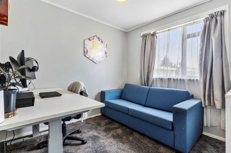 Photo of property in 35 Dominion Road, Papakura, 2110