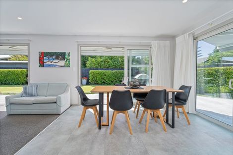 Photo of property in 15 Admiral Drive, Cooks Beach, Whitianga, 3591