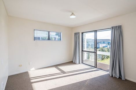 Photo of property in 66 Queens Road, Waikanae Beach, Waikanae, 5036