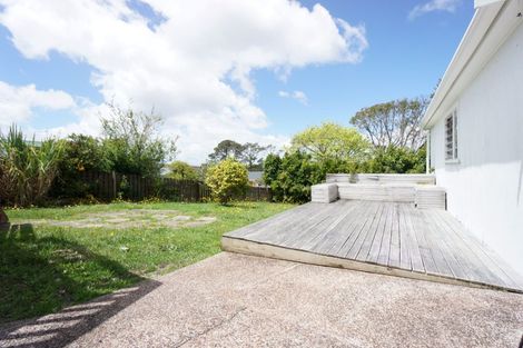 Photo of property in 494 Blockhouse Bay Road, Blockhouse Bay, Auckland, 0600