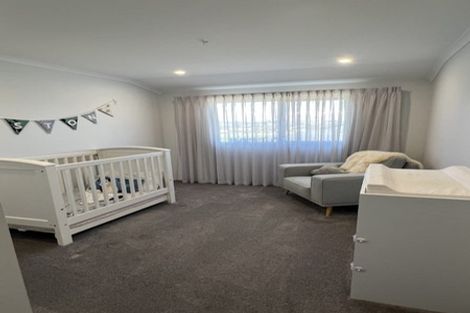 Photo of property in 28 Thomason Crescent, Pokeno, 2402