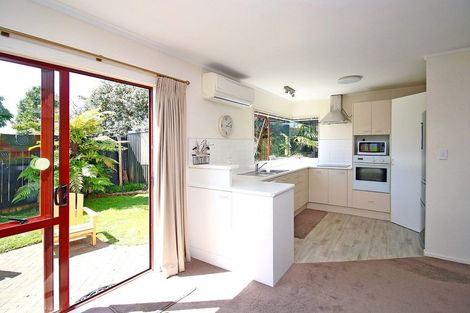 Photo of property in 51a Collins Road, Melville, Hamilton, 3206