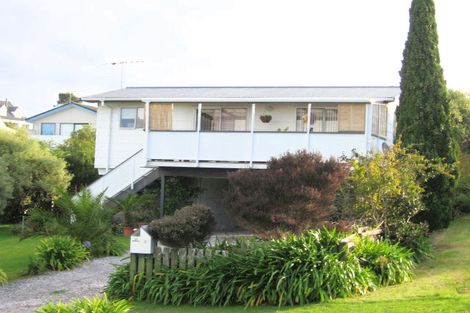 Photo of property in 5 Hinemoa Place, Snells Beach, 0920