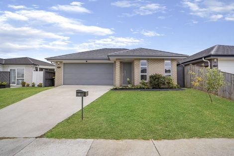 Photo of property in 17 Raki Street, Pukekohe, 2120