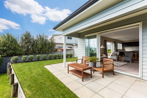 Photo of property in 135 Endeavour Drive, Whitby, Porirua, 5024