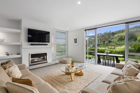 Photo of property in 12 Maurice Knowles Lane, Cashmere, Christchurch, 8022