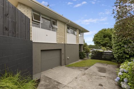 Photo of property in 21 York Crescent, Westown, New Plymouth, 4310