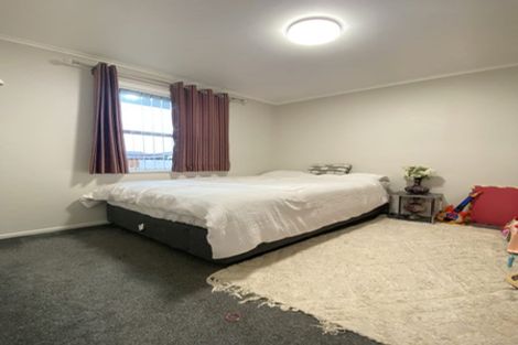 Photo of property in 1/56 Greenhaven Avenue, Opaheke, Papakura, 2113