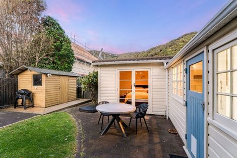 Photo of property in 26 Kauri Street, Eastbourne, Lower Hutt, 5013