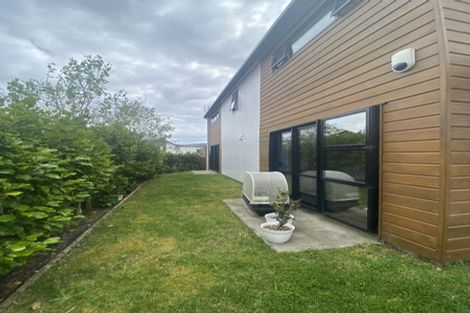 Photo of property in 1 Seafarer Crescent, Stanmore Bay, Whangaparaoa, 0932