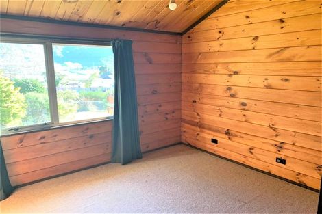 Photo of property in 13a Terminus Street, Silverstream, Upper Hutt, 5019