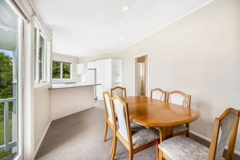 Photo of property in 180a Old Titirangi Road, New Lynn, Auckland, 0600