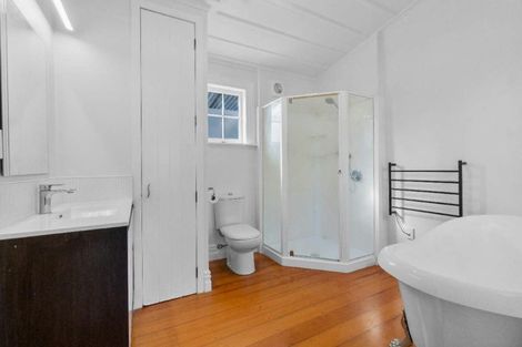 Photo of property in 40 Candia Road, Swanson, Auckland, 0614