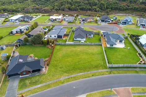 Photo of property in 68 Montgomery Crescent, Kinloch, Taupo, 3377