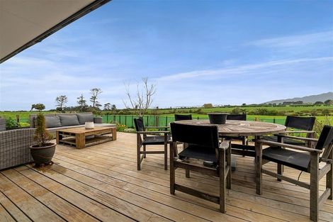 Photo of property in 2b Gossling Street, Okato, 4335