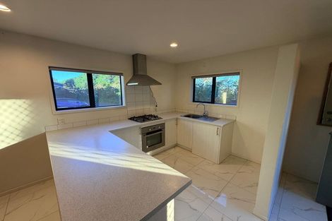 Photo of property in 8/36 West Coast Road, Glen Eden, Auckland, 0602